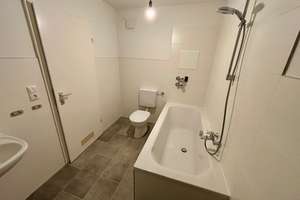  2-Zimmer-Wohnung mit großer Loggia und Tiefgaragenstellplatz in Moosach – Darmstädter Str. 5, 80992 Alt-Moosach, München – Vorschaubild 9