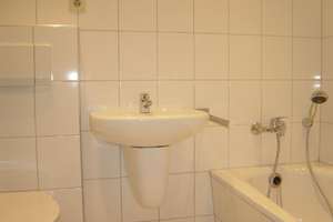 Helle Citywohnung in der Weißenburger Straße 6, Ecke Kaiserstraße, Balkon – 44135 City, Dortmund – Vorschaubild 9