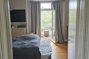 Charmante Altbauwohnung mit sonnigem Balkon im 3. OG sucht neuen Mieter – Die vollständige Adresse der Immobilie erhältst du vom Anbieter., 47805 Dießem/Lehmheide, Krefeld – Vorschaubild 1