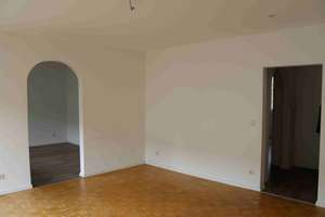  VON PRIVAT: 3,5-Zimmer Wohnung mit Balkon und Garage in Düsseldorf-Oberkassel – Kyffhäuserstrasse 30, 40545 Oberkassel, Düsseldorf – Vorschaubild 4