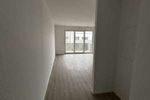 Nachmieter gesucht: 2-Zimmer-Whg in Düsseldorf-Rath mit Balkon – Am Gatherhof 45, 40472 Rath, Düsseldorf – Vorschaubild 3