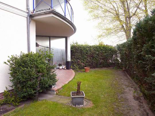 Moderne 3-Zim.-Wohnung mit PKW-Stellplatz und Garten - Bild 5