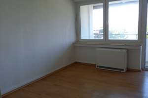 1-Zimmer Wohnung mit Balkon in Toplage zu bezahlbarem Preis   reis – Kaiserstr. 102, 47800 Bockum, Krefeld – Vorschaubild 2