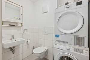 Vier-Zimmer-Wohnung mit Parkblick – Modernes Wohnen am Rebstockpark – 60486 Bockenheim, Frankfurt am Main – Vorschaubild 8