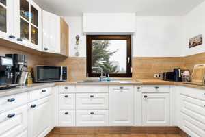 Gepflegtes Haus mit Einliegerwohnung und großem Garten – Calw (Kreis) – Vorschaubild 5