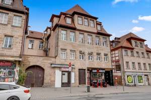7,13% Rendite! Vollvermietetes Wohn- und Geschäftshaus mit Denkmal-AfA in zentraler Innenstadtlage – Die vollständige Adresse der Immobilie erhältst du vom Anbieter., 90762 Altstadt, Innenstadt, Fürth – Vorschaubild 3