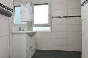 Großzügige, voll möblierte Wohnung in Stuttgart Untertürkheim (Luginsland) – Stuttgart – Vorschaubild 4