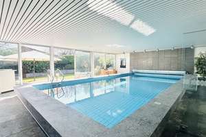 Altenholz-Stift: Außergewöhnliches Einfamilienhaus mit privater Schwimmhalle und ruhiger Gartenoase – Die vollständige Adresse der Immobilie erhältst du vom Anbieter., 24161 Altenholz – Vorschaubild 9