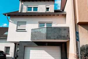 Schöne Alternative zum Einfamilienhaus-Tolle 3 ZKB mit Balkon, Garten und Doppelgarage – Kirchhofsweg 12, 56170 Mayen-Koblenz (Kreis) – Vorschaubild 1