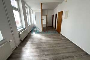 Schweriner Schelfstadt - WG-geeignete Wohnung – Landreiterstraße 2a, 19055 Schelfstadt, Schwerin – Vorschaubild 2