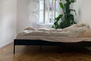 Stilvolle, vollständig renovierte 2,5-Zimmer-Wohnung mit Einbauküche in München Neuhausen – Schulstraße 43, 80634 Neuhausen, München – Vorschaubild 3