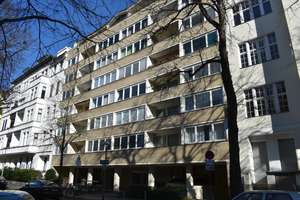 Sonnige,  ruhige, nahe Olivaer Pl.  gelegene freie Wohnung m. West-Balkon + Lift - incl. Tiefgarage