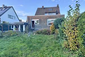 • Charmantes Einfamilienhaus + Garten, Garage & Potenzial – in gewachsener Lage von Krefeld-Hüls... – Die vollständige Adresse der Immobilie erhältst du vom Anbieter., 47839 Hüls, Krefeld – Vorschaubild 12