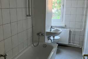...sofort frei: 2-Zi.-Wohnung mit Balkon in ruhiger Seitenstraße – Robert-Sterl-Straße 5b, 1219 Dresden – Vorschaubild 7