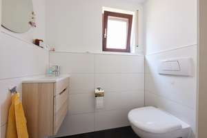 Sofort frei - Sanierte 3 Zimmer-Wohnung (83qm) mit EBK, Terrasse und Balkon in Untertürkheim – Rotenberger Steige 2, 70327 Gehrenwald, Stuttgart – Vorschaubild 30
