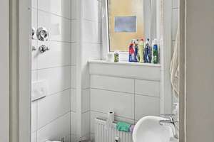 Wiesbaden: Charmante 3-Zimmer-Altbauwohnung im denkmalgeschützten Eckhaus – Die vollständige Adresse der Immobilie erhältst du vom Anbieter., 65197 Rheingauviertel / Hollerborn, Wiesbaden – Vorschaubild 9