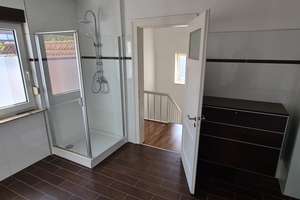 Preiswertes gepflegtes 5-Zimmer-Reihenendhaus – Die vollständige Adresse der Immobilie erhältst du vom Anbieter., 31785 Hameln – Vorschaubild 12