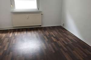 Kompakte und schöne Wohnung in der Kraftwerksiedlung – Brüder-Lang-Straße 16, 6749 Bitterfeld-Wolfen – Vorschaubild 5