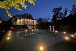 Wohnen auf Zeit I Exklusives Einfamilienhaus - top modernisiert - mit Traumgarten, Pool und Sauna