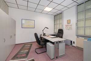 Eine gute Adresse für Ihr Geld!
Wohn- und Geschäftshaus in Karlsruhe-Mühlburg zu verkaufen – Die vollständige Adresse der Immobilie erhältst du vom Anbieter., 76185 Mühlburg, Karlsruhe – Vorschaubild 6