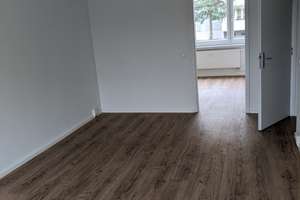 **2-Raum-Wohnung mit Balkon** – Dequeder Str. 10, 39124 Neue Neustadt, Magdeburg – Vorschaubild 4
