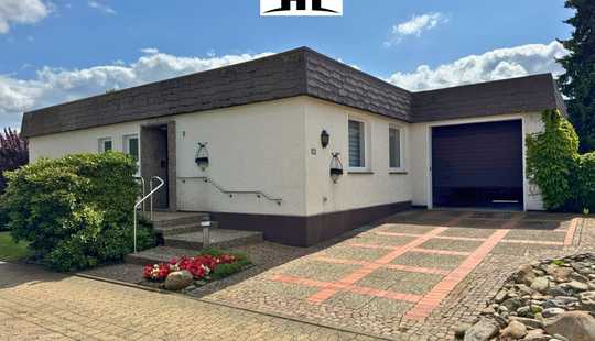 Bild von Wohnen auf einer Ebene – großzügiger Bungalow mit viel Licht und Platz