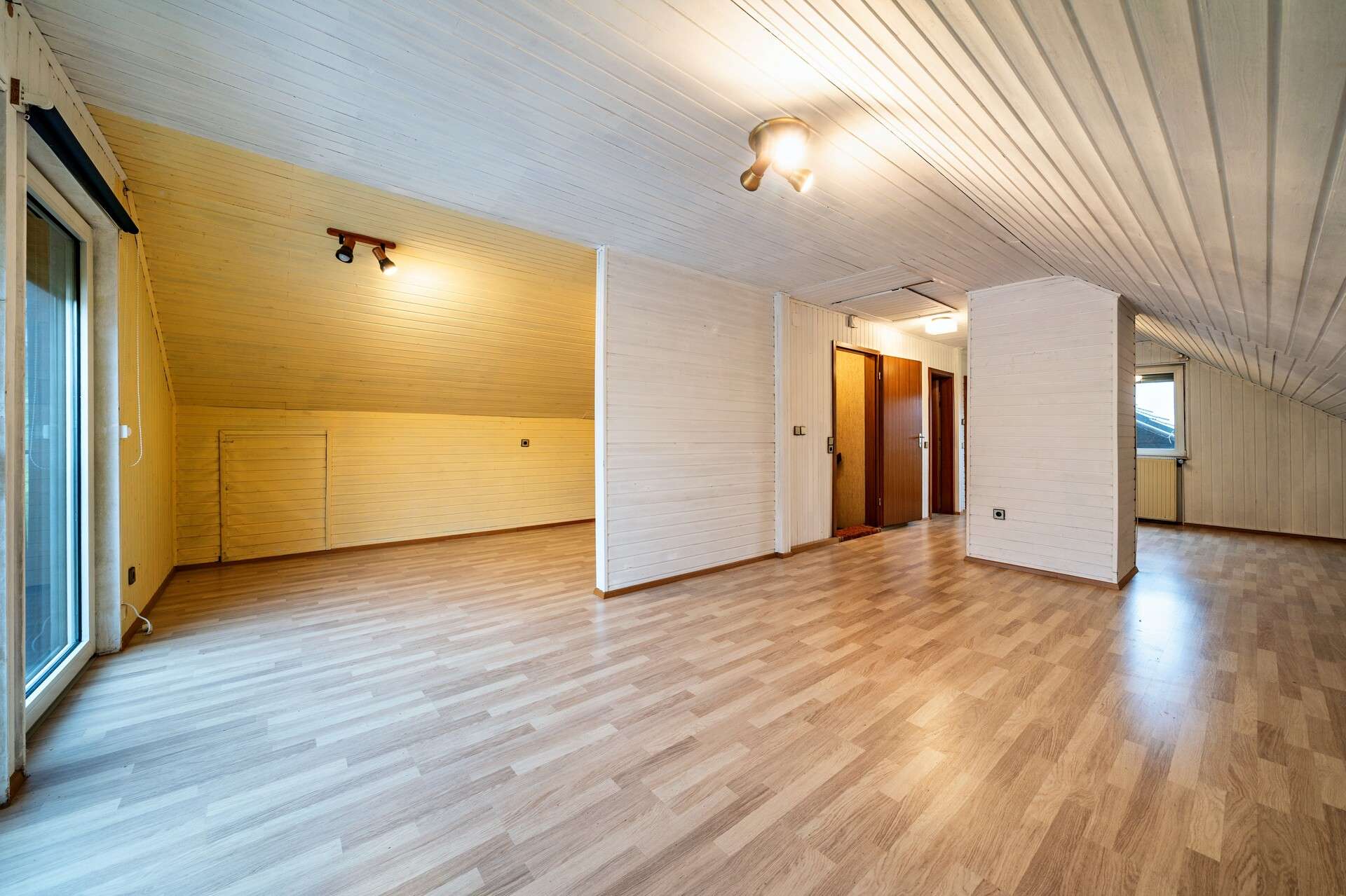 Immobilie in Angelbachtal - Großzügiges Einfamilienhaus mit Traumgrundstück in ruhiger Wohnlage - Bild 5