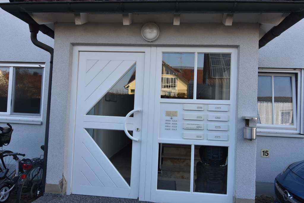 Immobilie in Offingen - 2 Zimmer Wohnung mit Terrasse u beheiztes Soutearrainzimmer Stellplatzt  in Offingen - Bild 0