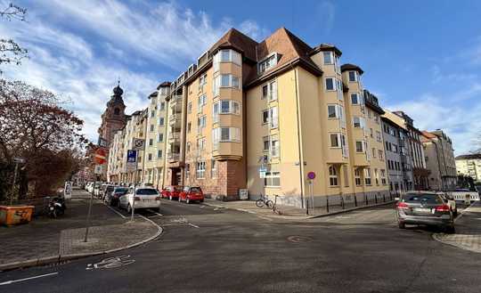 Exklusive Stadtwohnung in Bestlage am Schillerplatz – urban, ruhig & barrierefrei