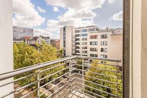 Traumhafte Altbauwohnung nahe Checkpoint Charlie – exklusiv und zentral – Die vollständige Adresse der Immobilie erhältst du vom Anbieter., 10969 Kreuzberg, Berlin – Vorschaubild 9