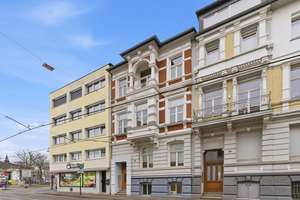 Stilvolles Gründerzeithaus mit 341m² Wohnfläche verteilt auf drei Wohneinheiten im Bonner Zentrum – Die vollständige Adresse der Immobilie erhältst du vom Anbieter., 53111 Bonn-Zentrum, Bonn – Vorschaubild 21