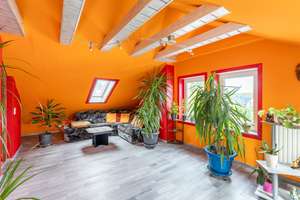 Großzügig wohnen auf mehreren Ebenen -
Doppelhaushälfte mit Garten und ausgebautem Dachgeschoss – Die vollständige Adresse der Immobilie erhältst du vom Anbieter., 90455 Kornburg, Worzeldorf, Nürnberg – Vorschaubild 5