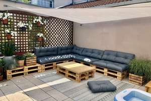 Großzügige 3,5-Zimmer-Maisonette-Wohnung mit riesiger Dachterrasse in zentraler Lage