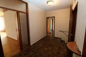 Gräfrath! Sonniger Bungalow mit 5 Zimmern und Garage in ruhiger Lage nahe des Ortskern – Solingen – Vorschaubild 9