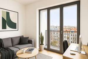 SCHÖNEBERG / KREUZBERG: BESTE LAGE: ERSTBEZUG im LUXUS Neubau: 2-Zimmer-DACHGESCHOSS + Balkon – Die vollständige Adresse der Immobilie erhältst du vom Anbieter., 10827 Schöneberg, Berlin – Vorschaubild 2