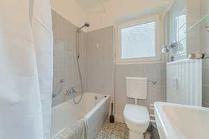 Property thumbnail 18