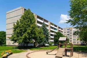 Sanierte 3-Zimmer-Wohnung mit Balkon (WBS)!