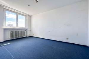 Leerstehende, sanierungsbedürftige 2-Zimmerwohnung in Toplage im Nürnberger Stadtteil Marienberg – Die vollständige Adresse der Immobilie erhältst du vom Anbieter., 90411 Mooshof, Nürnberg – Vorschaubild 5