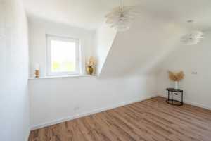 LENAU  - Modernisiertes Einfamilienhaus mit Traumgrundstück direkt am Naturschutzgebiet! – Hannover (Kreis) – Vorschaubild 14