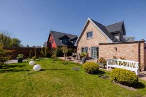 Repräsentatives, neuwertiges Wohnhaus mit großem Garten- und Terrassenbereich in Tinnum – Die vollständige Adresse der Immobilie erhältst du vom Anbieter., 25980 Sylt (Gemeinde) – Vorschaubild 6