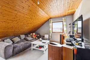 Viel Platz, viel Potenzial: Gepflegtes Einfamilienhaus in Hungen-Rodheim! – Die vollständige Adresse der Immobilie erhältst du vom Anbieter., 35410 Hungen – Vorschaubild 8