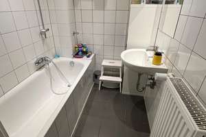 Gepflegte 3-Raum-Terrassenwohnung mit Garten in Mönchengladbach – Die vollständige Adresse der Immobilie erhältst du vom Anbieter., 41061 Gladbach, Mönchengladbach – Vorschaubild 4