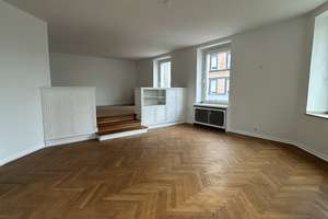 Frisch renovierte 2,5 Zimmer Wohnung zu vermieten