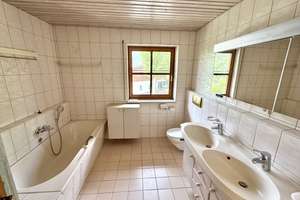 Großzügiges Split-Level-Haus in naturnaher Umgebung – Die vollständige Adresse der Immobilie erhältst du vom Anbieter., 85560 Ebersberg – Vorschaubild 9