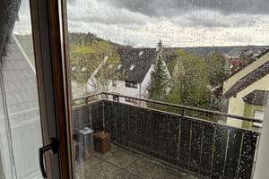 Dachgeschoss-Traum mit 2 Balkonen, neuer Einbauküche & Hobbyraum mit Bad in Stuttgart-Gehrenwald! – Hattenlohweg 2, 70327 Gehrenwald, Stuttgart – Vorschaubild 12