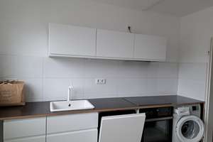 Geräumige Dachgeschosswohnung mit eigenem Balkon und Einbauküche – ideal auch für eine WG – Im Krahnenhof 5, 50668 Altstadt/Nord, Köln – Vorschaubild 5
