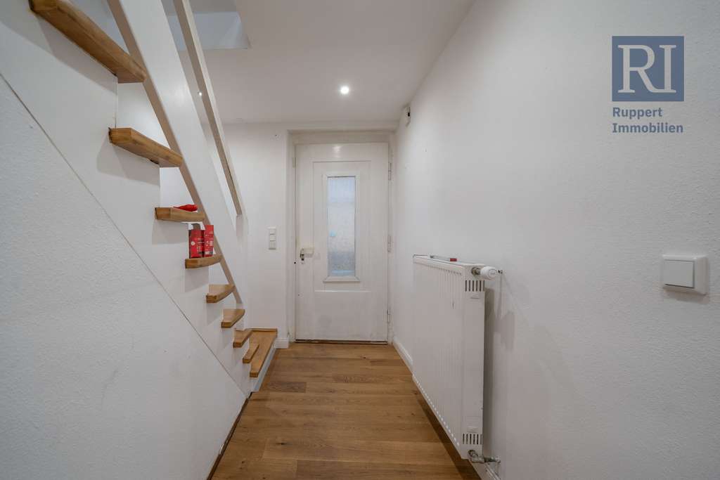 Immobilie in Giebelstadt - Modernisiertes Einfamilienhaus mit Scheune - Bild 4