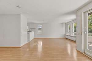 Attraktive 3-Zimmer-Wohnung mit offenem Wohnbereich, Balkon und Stellplatz – Die vollständige Adresse der Immobilie erhältst du vom Anbieter., 70619 Sillenbuch (Ortsteil), Stuttgart – Vorschaubild 3