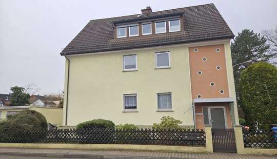 Bild von Charmantes 3‑Familienhaus mit 3 Garagen und viel Potenzial in zentraler Lage von Langen