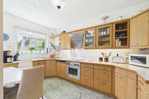 DHH in Biesdorf mit Gartenruhe auf 94 m² | Klima | Terrasse – Die vollständige Adresse der Immobilie erhältst du vom Anbieter., 12683 Biesdorf, Berlin – Vorschaubild 15